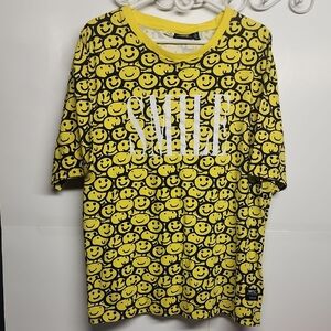 Wesc Stockholm Sweden Yellow Smile Graphic Tee XL/M XXL/W  FUN FESTIVE PARTY